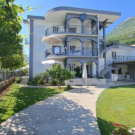 Apartments Sofia Sutomore Ngoại thất bức ảnh