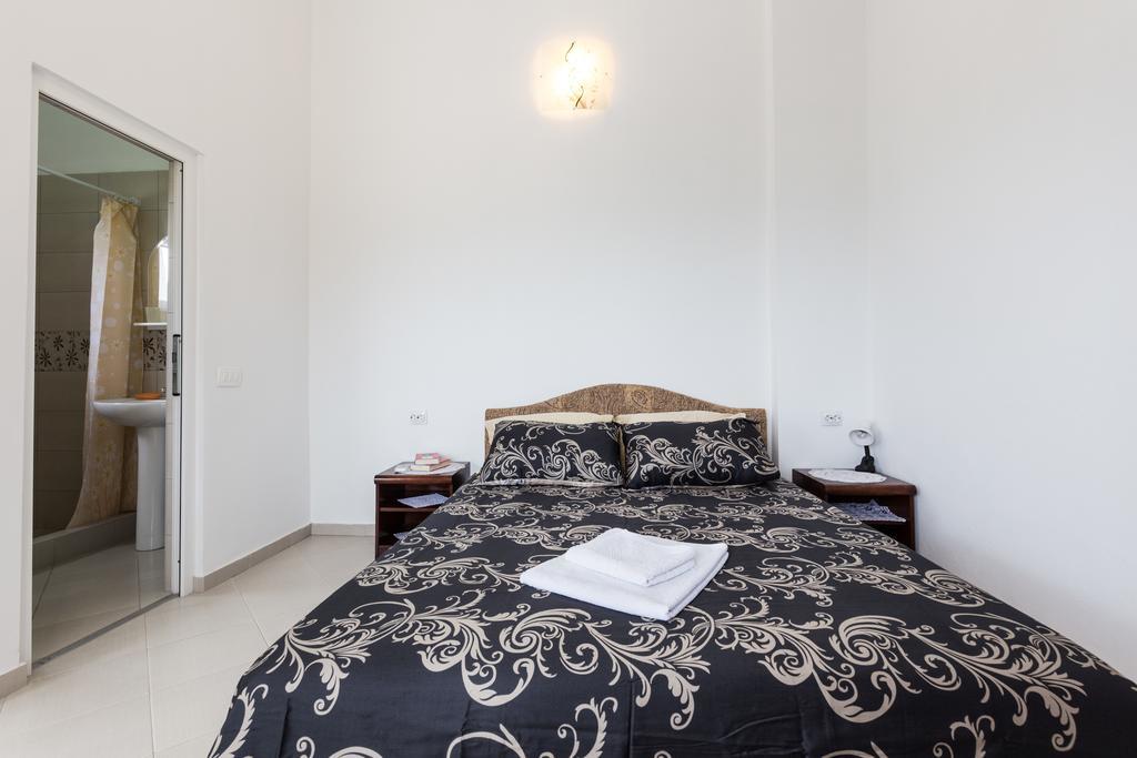 Apartments Sofia Sutomore Ngoại thất bức ảnh