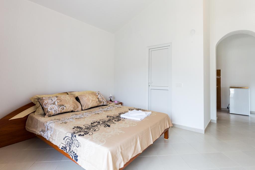 Apartments Sofia Sutomore Ngoại thất bức ảnh