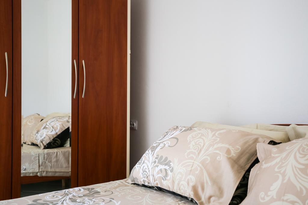 Apartments Sofia Sutomore Ngoại thất bức ảnh