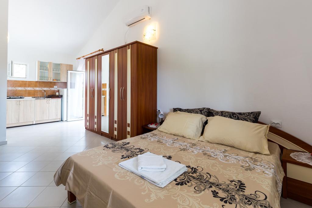Apartments Sofia Sutomore Ngoại thất bức ảnh